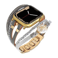 Bracelet montre connectée Apple Watch multi-rangs or avec perle d'eau douce et cuir tressé gris foncé.