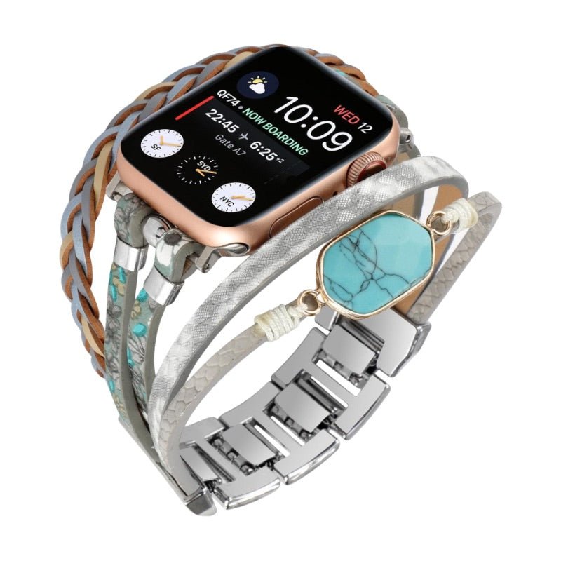 Bracelet multi-rangs en cuir blanc, pierre turquoise ovale et maillons métalliques argentés pour Apple Watch.