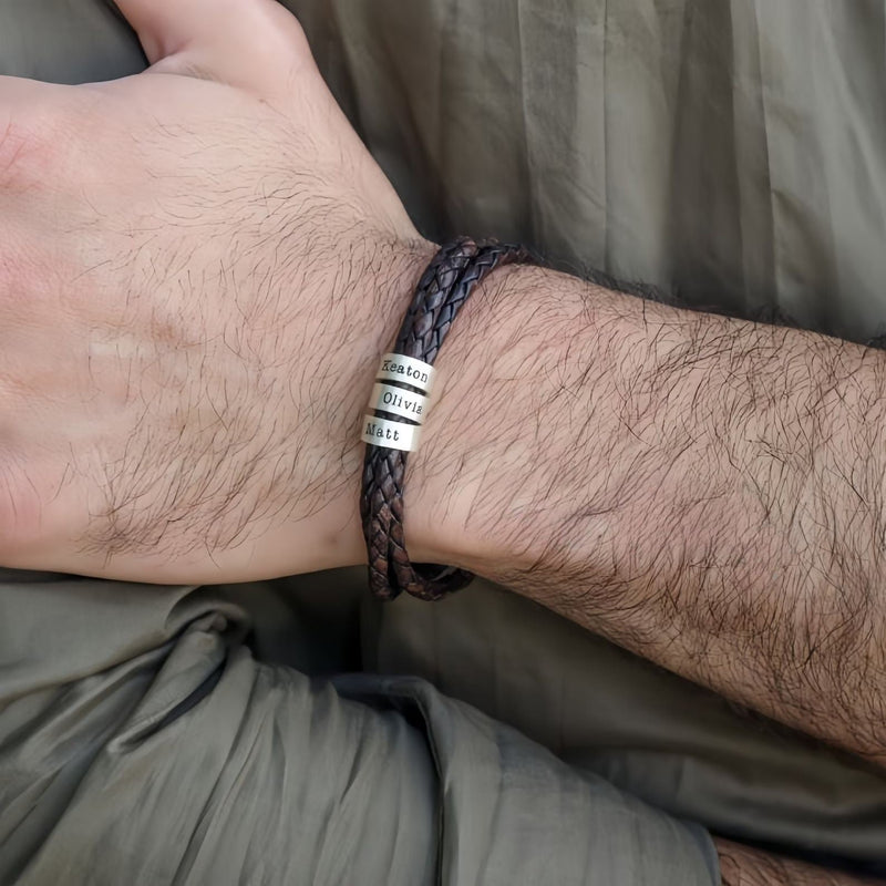 Bracelet double cordon en cuir personnalisé, trois plaques arrondies, modèle Mauricio