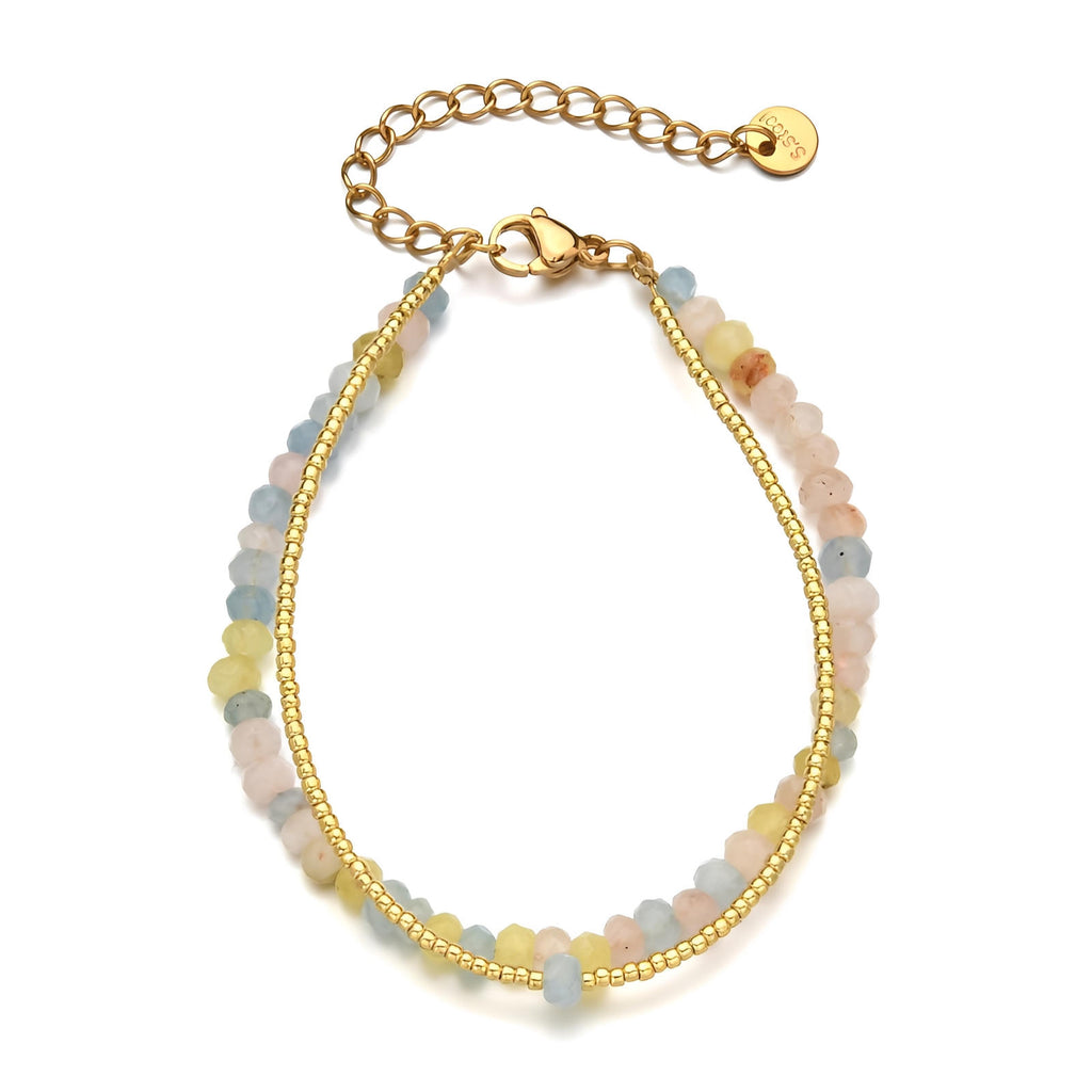 Bracelet double rang avec perles facettées multicolores en pierres naturelles et petites billes dorées, fermoir doré.