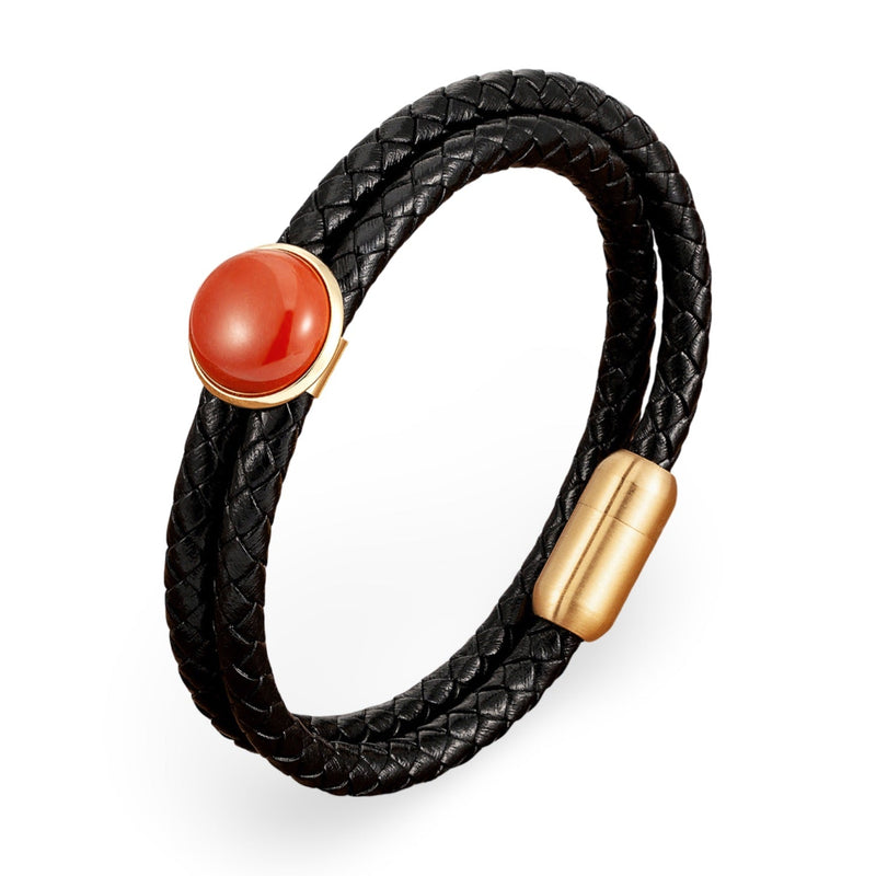 Bracelet double-rangs en microfibre noire tressée avec pierre orange ronde et fermoir doré mat.