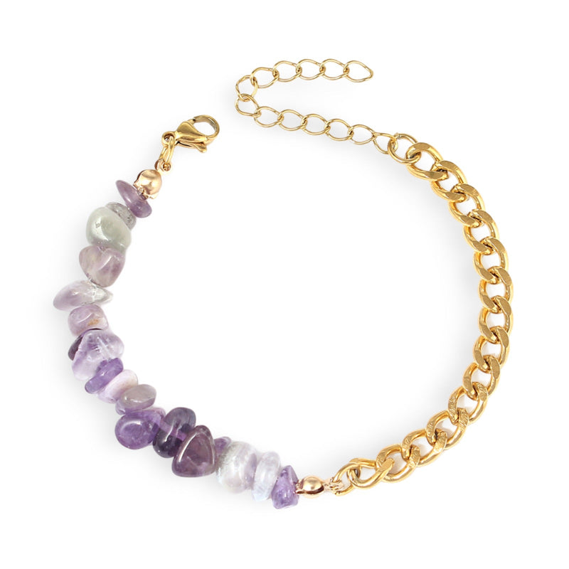 Bracelet femme chaîne dorée avec pierres naturelles d'améthyste en dégradé violet.