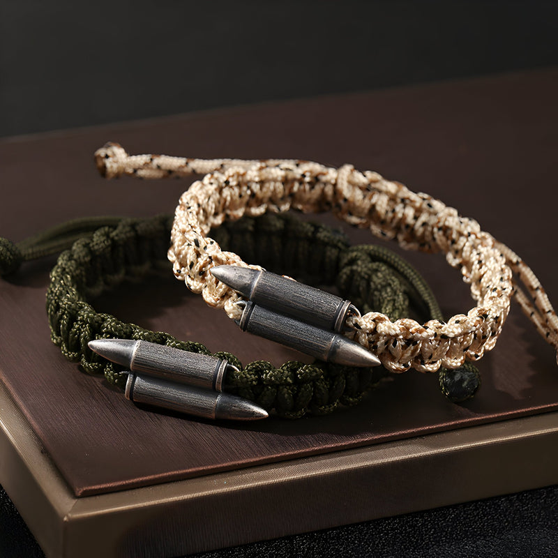 Bracelet militaire homme en argent sterling avec doubles balles, corde beige tressée.