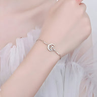 Bracelet argent sterling femme chaîne fine avec pendentif Petit Prince et étoile.