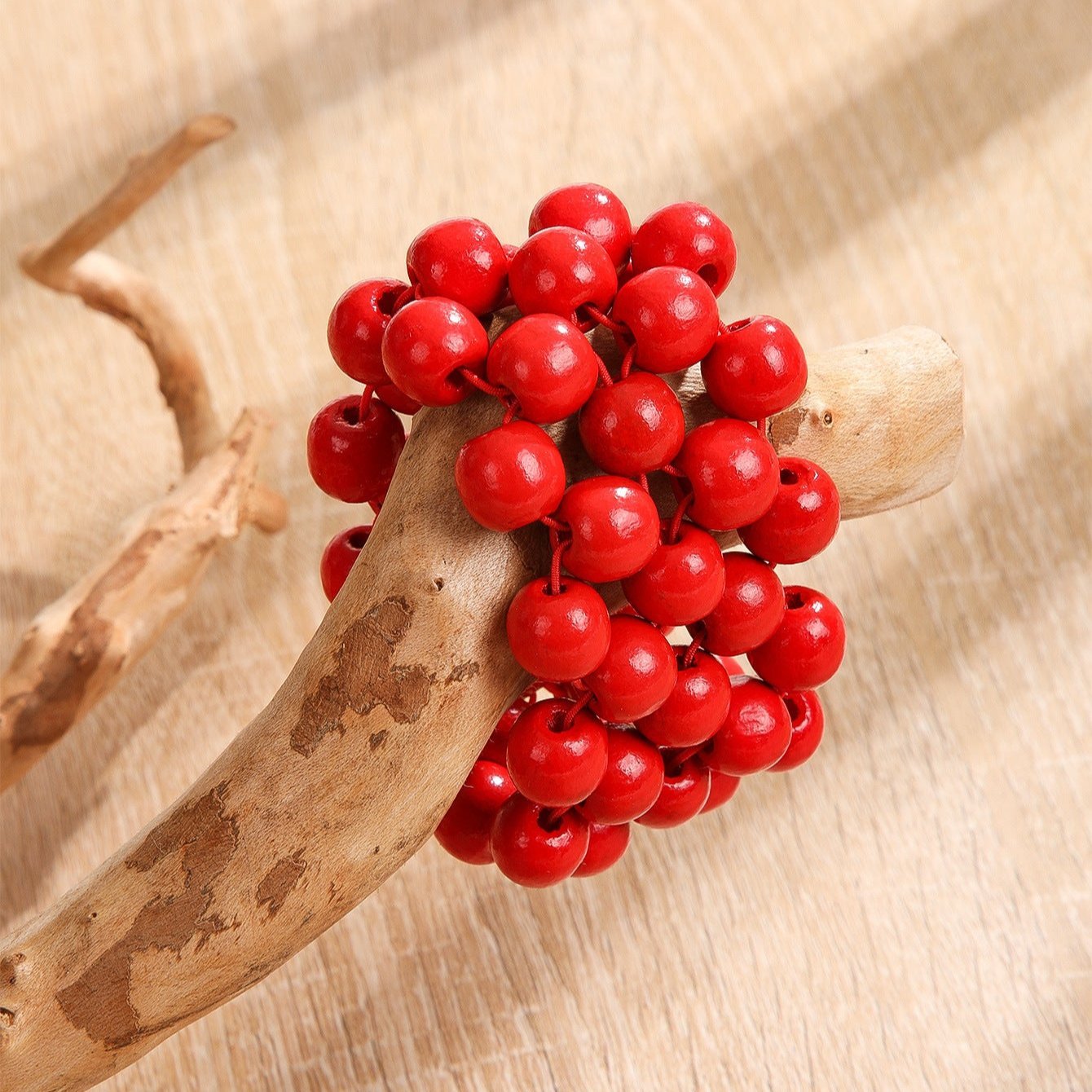 Bracelet en bois naturel, aux multiples perles, pour femme, modèle Linsey - La Boutique du Bracelet