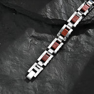 Bracelet homme marron en bois naturel avec maillons métalliques argentés, modèle Emmanuel.