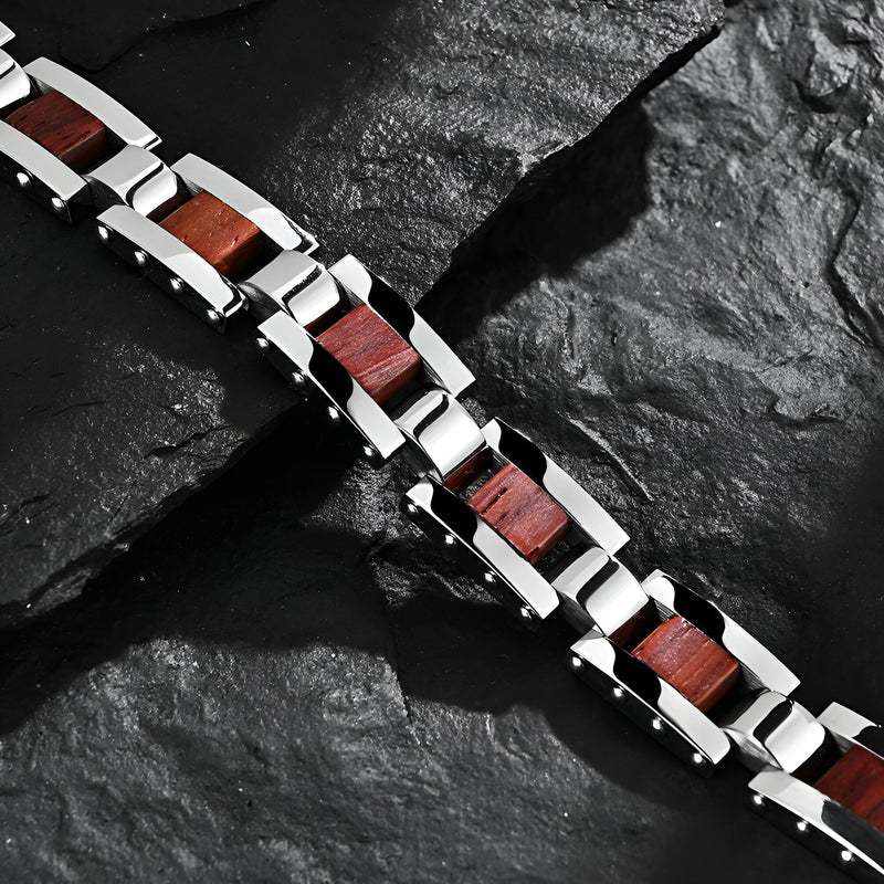 Bracelet homme marron en bois naturel avec maillons métalliques argentés, modèle Emmanuel.