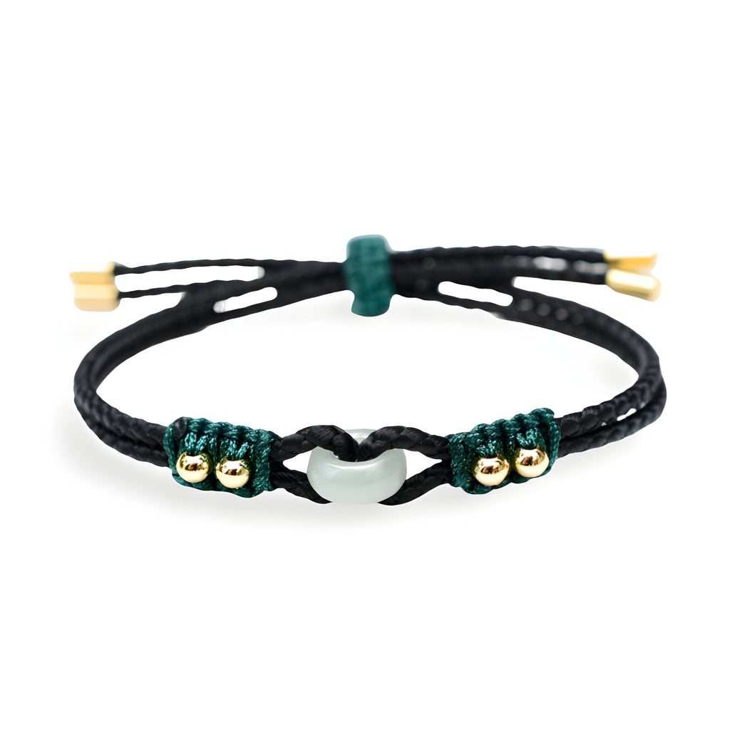 Bracelet noir en corde tressée avec pierre de jade verte et petits perles dorées, modèle River.