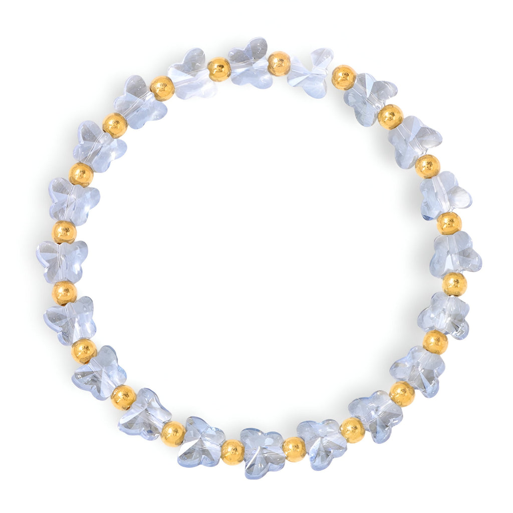 Bracelet femme en cristaux papillons translucides bleus avec perles dorées espacées.