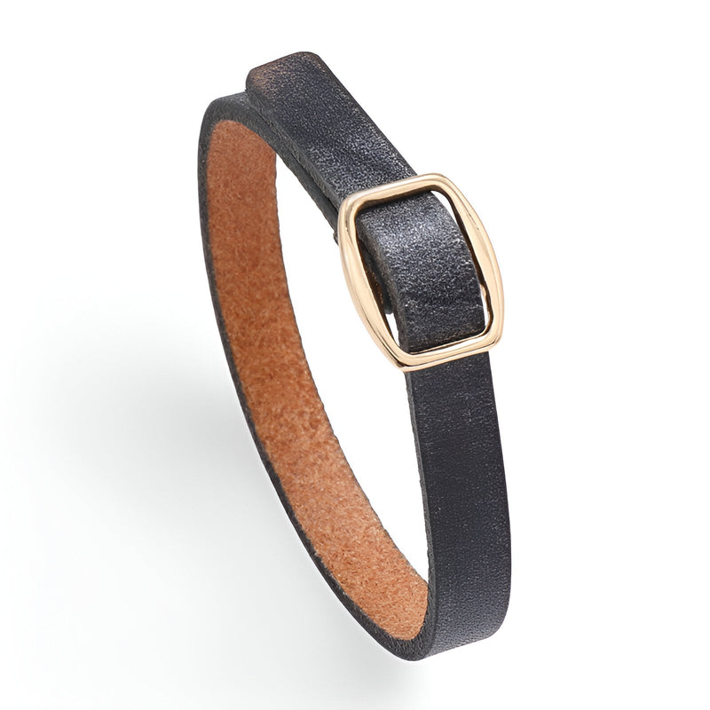 Bracelet en cuir noir fin avec boucle dorée élégante pour femme.