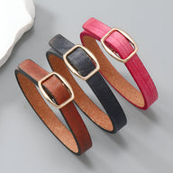 Bracelets en cuir marron, noir et rose avec boucles dorées élégantes pour femme.