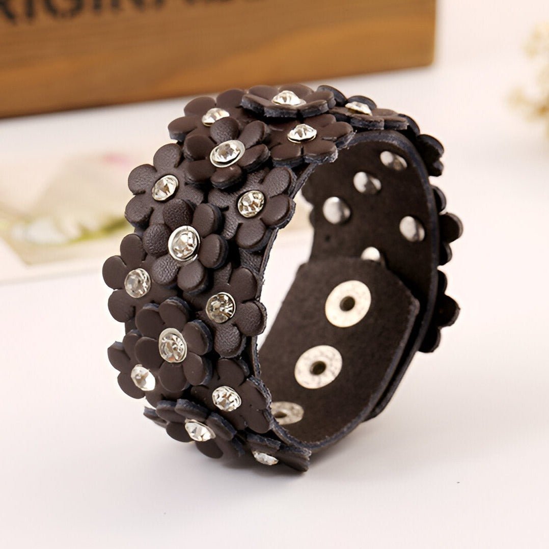 Bracelet en cuir, manchette à fleurs, pour femme, modèle Ria - La Boutique du Bracelet