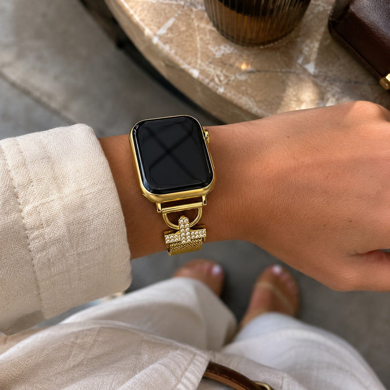 Brazalete de malla para Apple Watch, acero inoxidable con cierre magnético, adorno de cruz y óxido de circonio, modelo Aménia