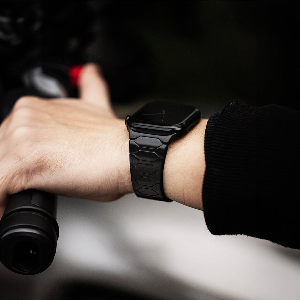 Bracelet en métal solide haute technologie, luxe, ajustable facilement, pour Apple Watch, modèle Rookie - La Boutique du Bracelet