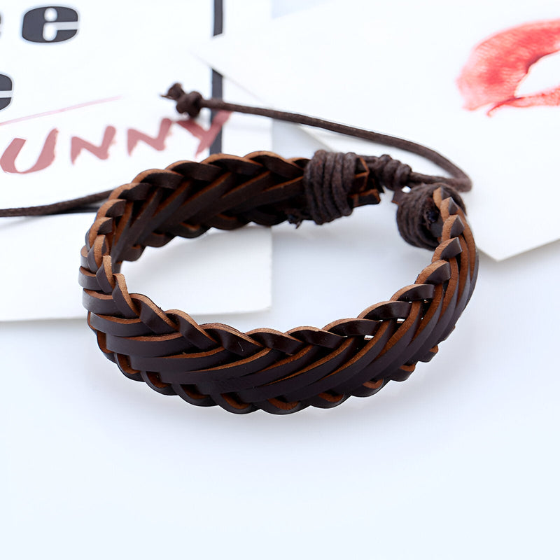 Bracelet torsadé en microfibre marron foncé avec cordon réglable style mixte Maya.