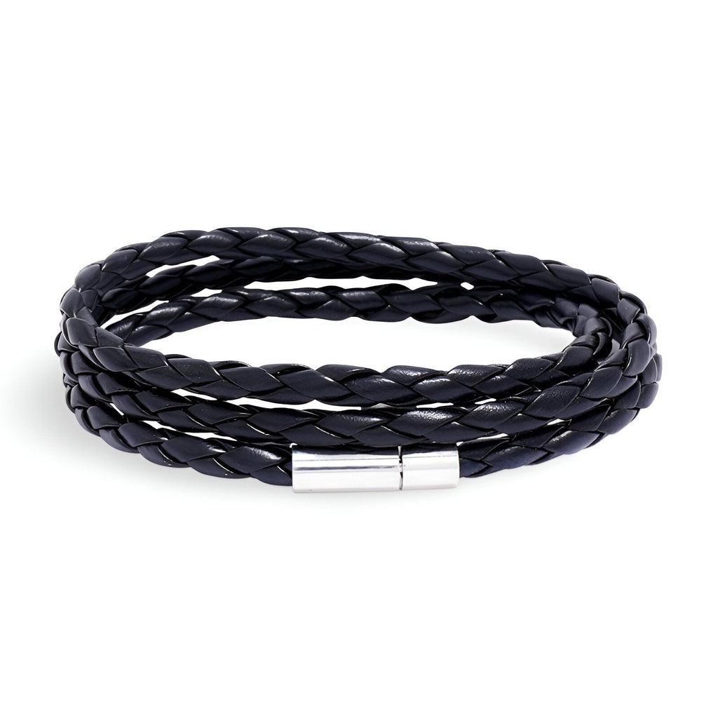 Bracelet en microfibre noir tressé à enrouler avec fermoir argenté simple et élégant.