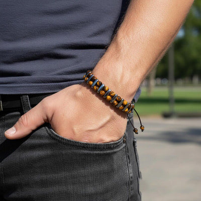 Armband aus natürlichem Tigerauge, polierte Perlen und Stahlabschlüsse, verstellbar mit geflochtenem Band, Modell Diaz