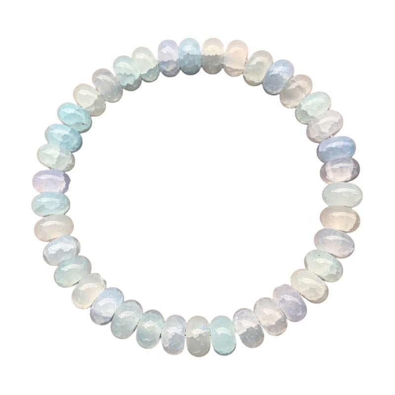 Bracelet en opaline, pierre bleue translucide, perles rondes élastique scintillantes, modèle Aloka - La Boutique du Bracelet