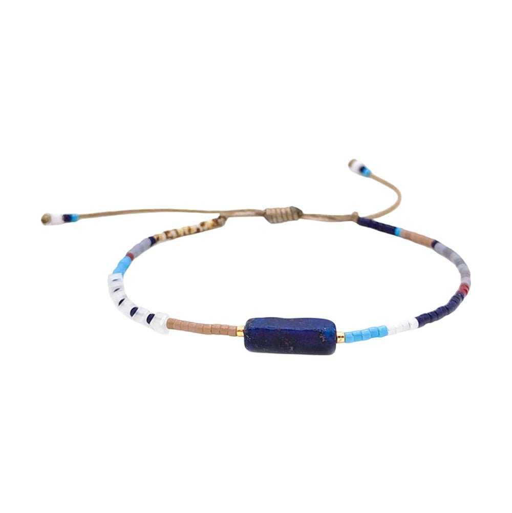 Bracelet ajustable en perles Miyuki multicolores avec pierre naturelle bleue lapis lazuli centrale.