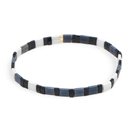 Bracelet fin en perles carrées multicolores bleu, blanc et noir pour femme modèle Kanade.