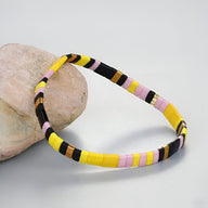 Bracelet femme perles japonaises multicolores jaune, rose, noir et beige style Satsuki.