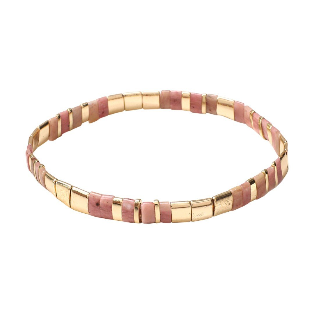 Bracelet souple à enfiler en perles dorées et rouges, style raffiné et lumineux, modèle Wakana.