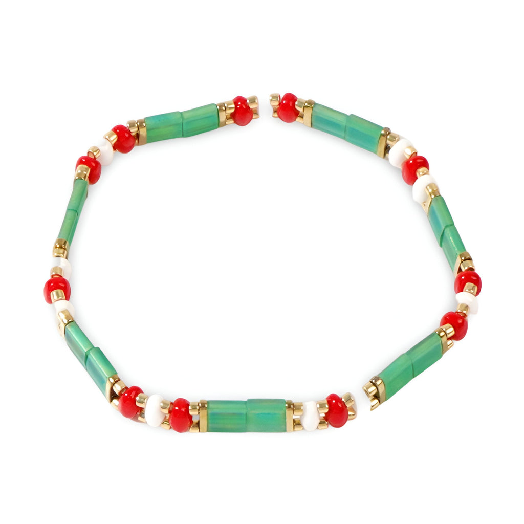 Bracelet femme perles vertes cylindriques, rouges rondes et blanches, accents dorés, style Noël Santana.