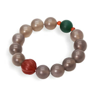Bracelet mixte perles agate grises, une perle verte et deux petites perles orange, style méditation.