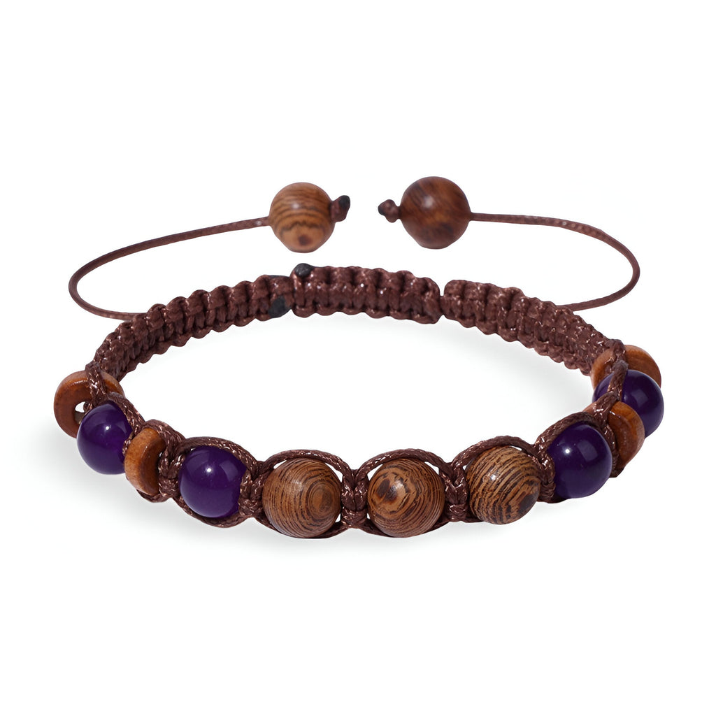 Bracelet ajustable mixte en pierres d'améthyste et perles de bois foncé tressé en macramé.