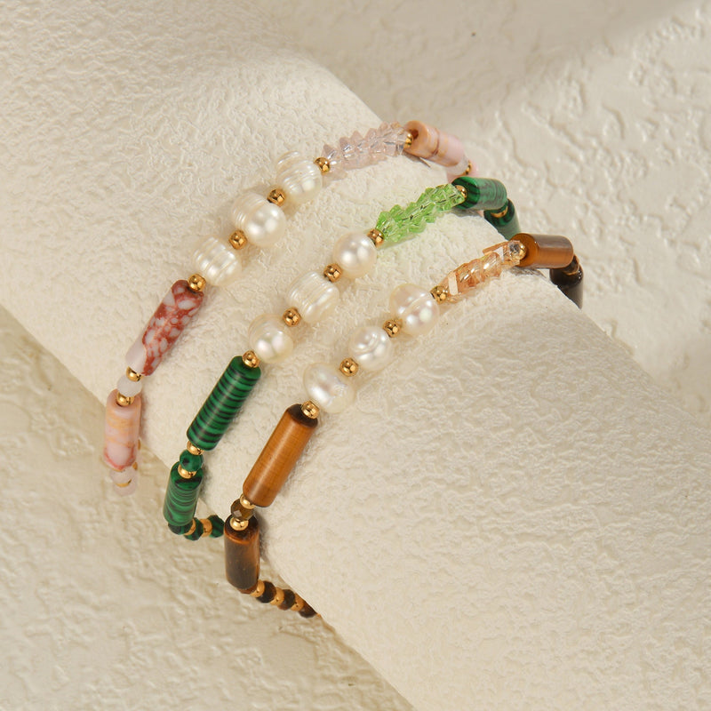 Bracelets femme en pierres naturelles quartz rose, malachite et œil de tigre avec perles et fermoirs réglables.