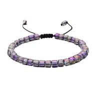 Bracelet cordon ajustable avec pierres de cristal autrichiennes carrées mauves et transparentes.