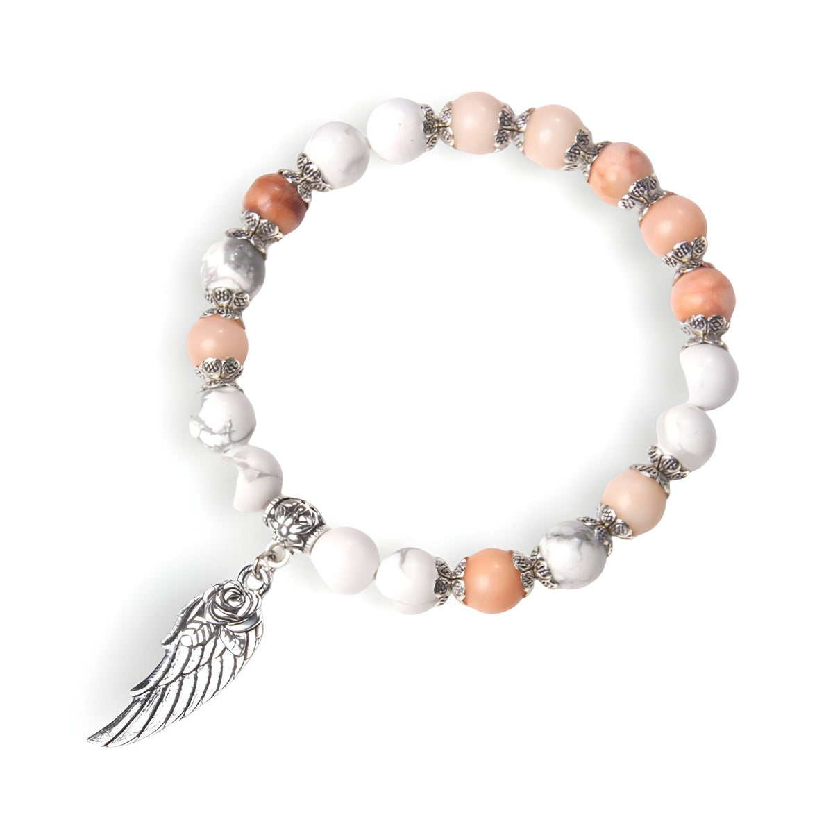 Bracelet mixte en pierres naturelles blanches et pêche avec charm plume en métal argenté.