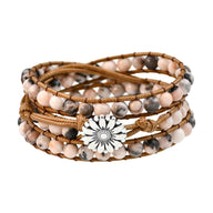 Bracelet femme en jaspe rose zébré avec perles rondes et corde marron clair, fermoir fleur argentée.