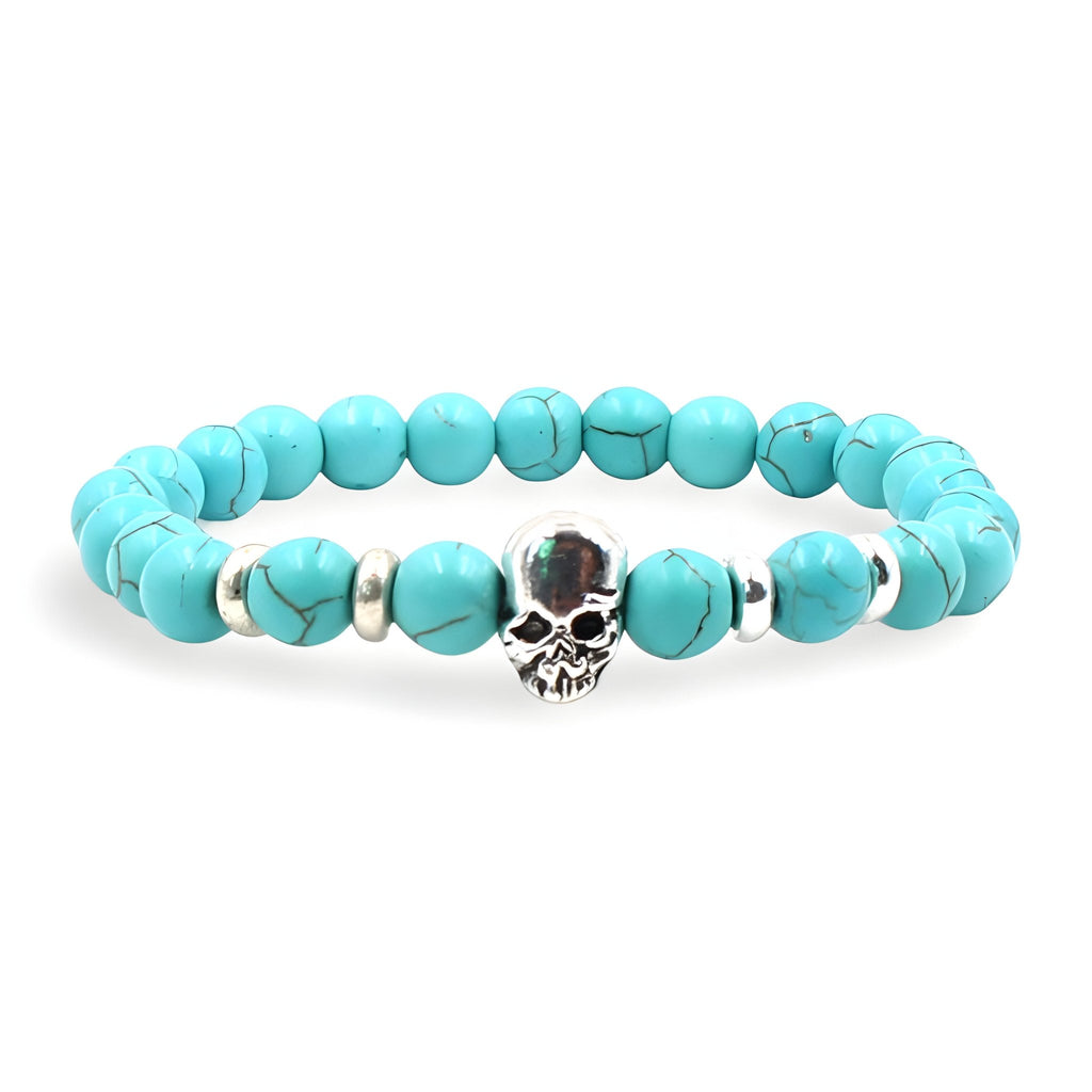 Bracelet homme en pierres turquoise avec tête de mort en métal argenté et perles rondes.