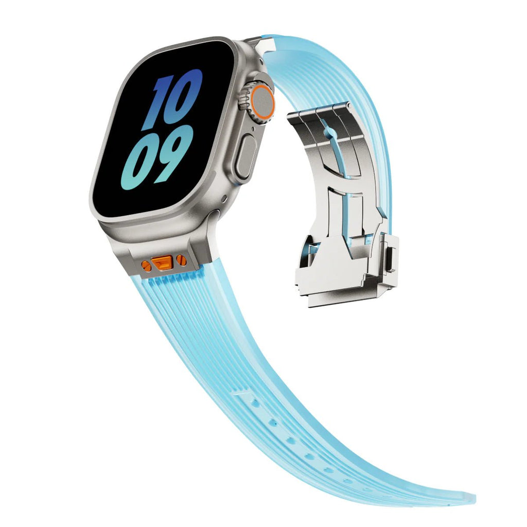 Bracelet en silicone bleu clair transparent pour Apple Watch avec boucle argentée ajustable.