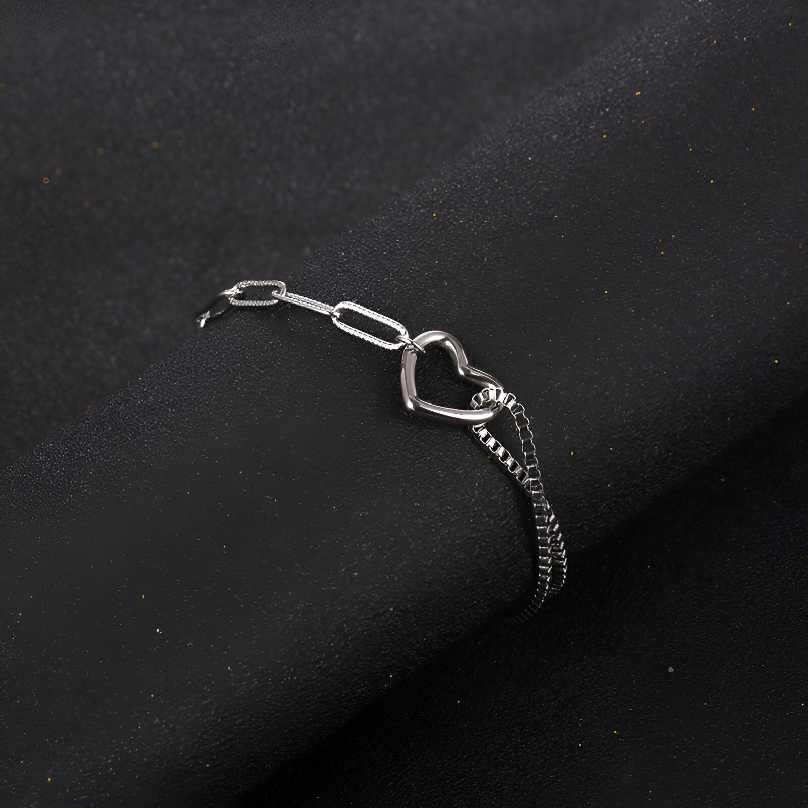 JewelryWe Bracciale Donna In Acciaio Inossidabile Con Pendente Cuore - Leggero E Lucido, Regalo Per Lei