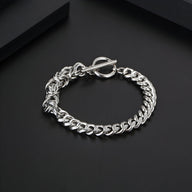 Bracelet homme en titane argenté avec double maille cubaine et fermoir toggle rond.