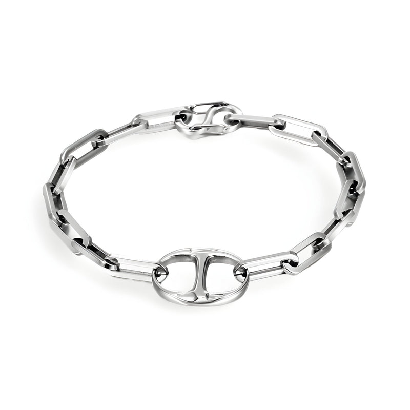 Bracelet homme en titane argenté avec maille forçat et maillon central ovale lisse.