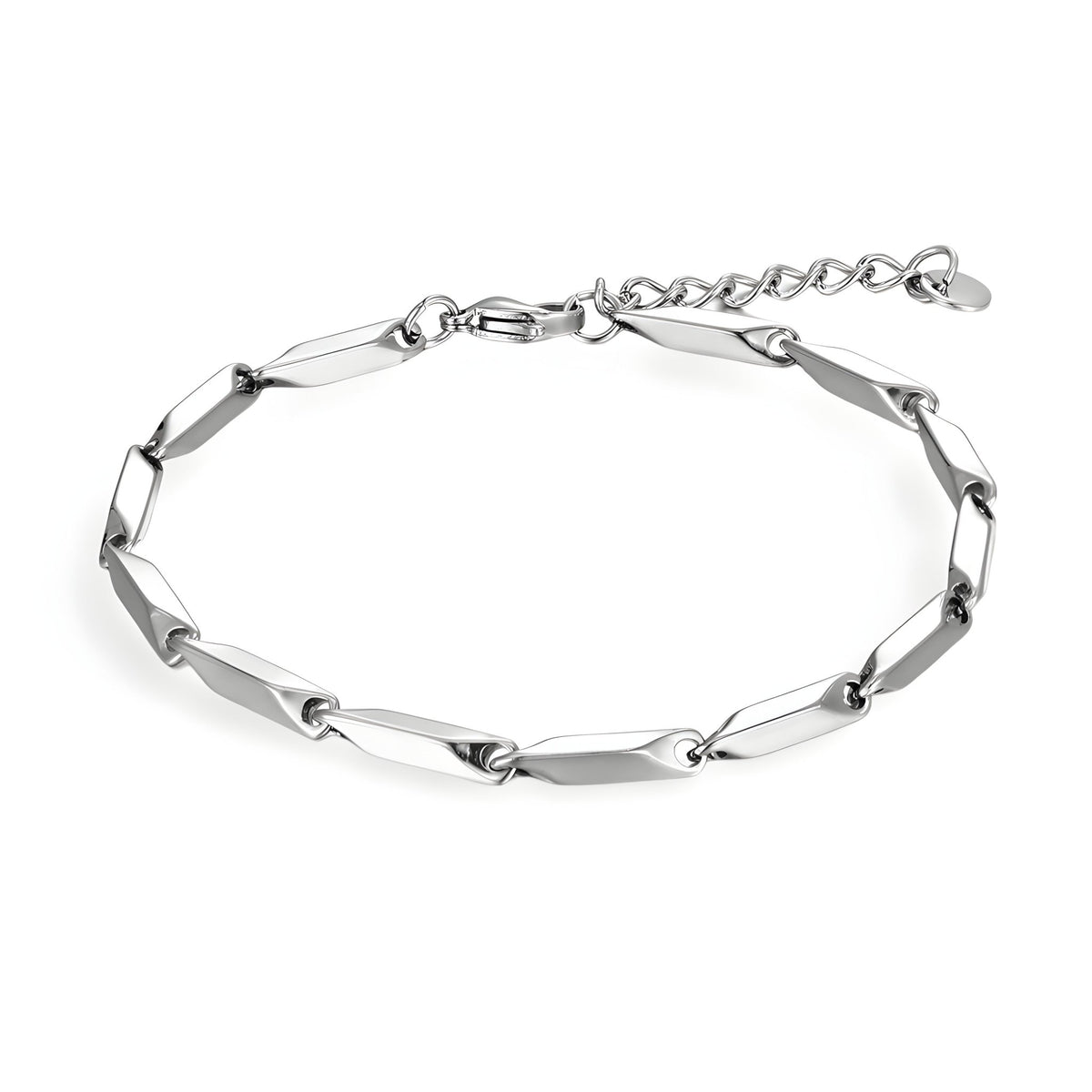 Bracelet en titane argenté à maille irrégulière avec fermoir et chaîne ajustable.