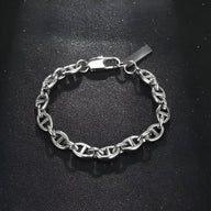 Bracelet en titane argenté à maille marine avec fermoir mousqueton masculin, modèle Tod.