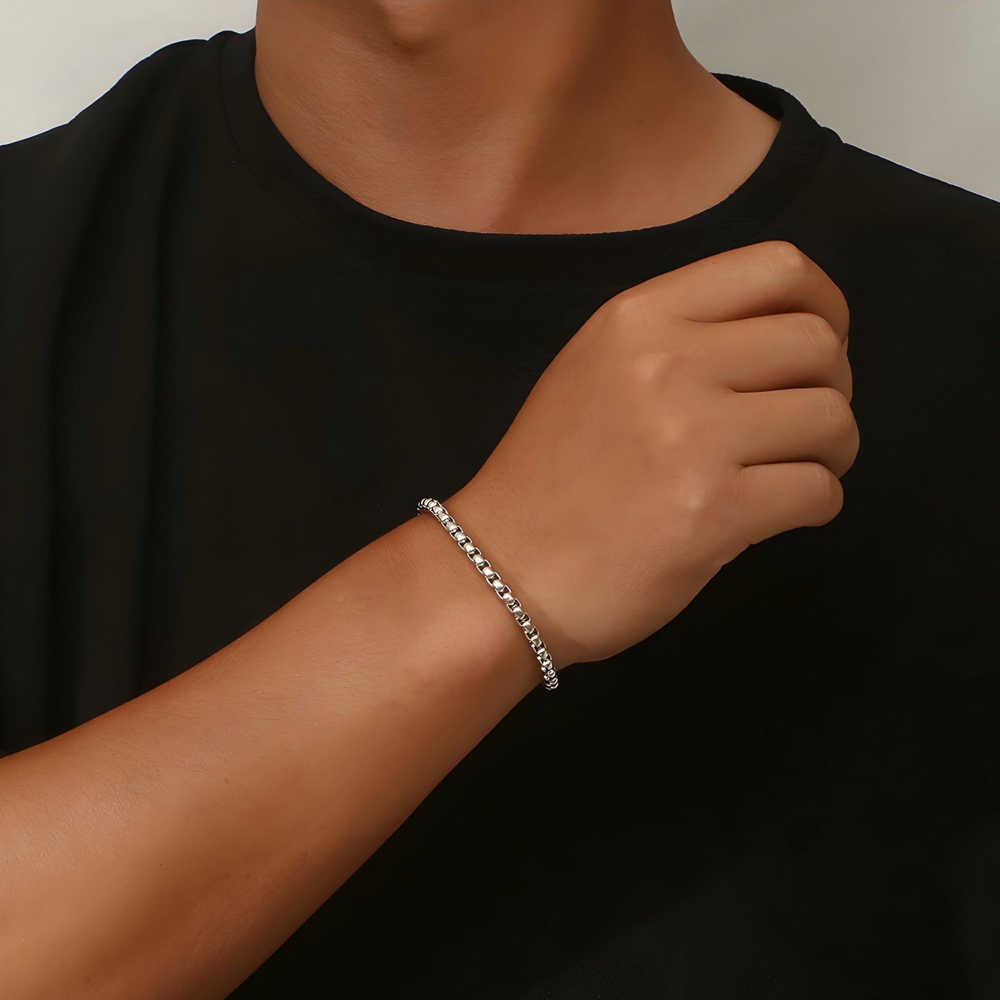 Bracelet en titane, maille vénitienne, un style distingué pour homme, modèle Carlo - La Boutique du Bracelet