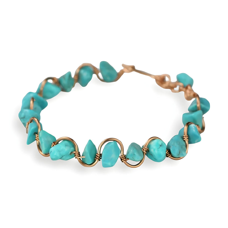 Bracelet femme en turquoise naturelle avec fil cuivre torsadé, style bohème élégant.