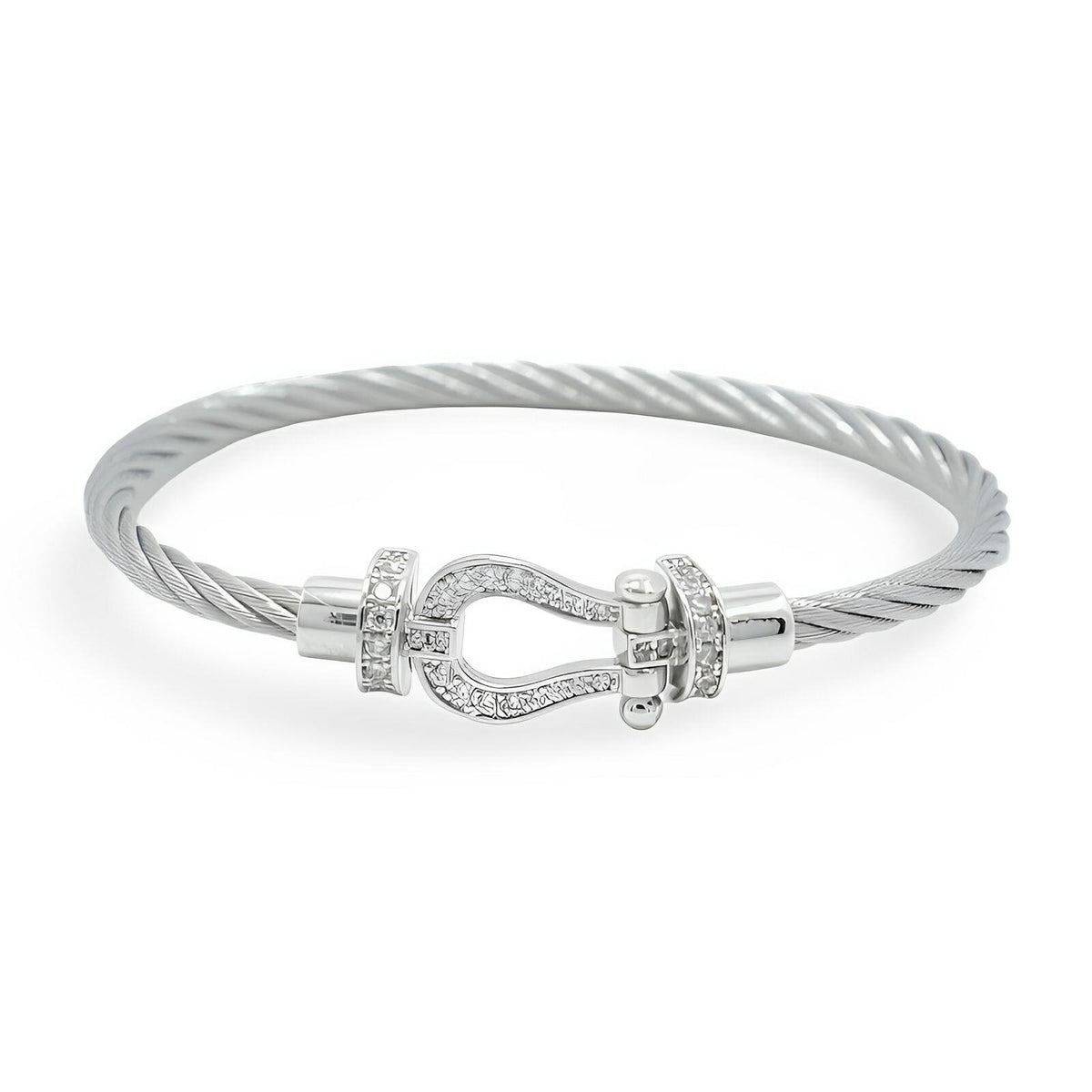 Bracelet femme en cordon titane argenté avec fermoir fer à cheval orné de petits cristaux.