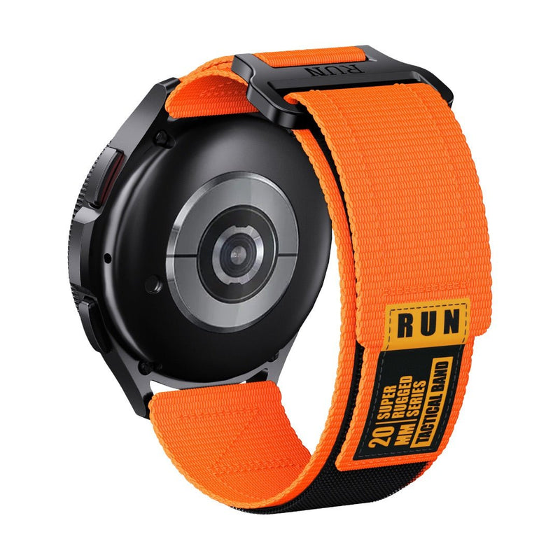 Bracelet de montre sport en nylon orange ultra solide avec fermoir rapide noir et détails RUN en jaune et noir.