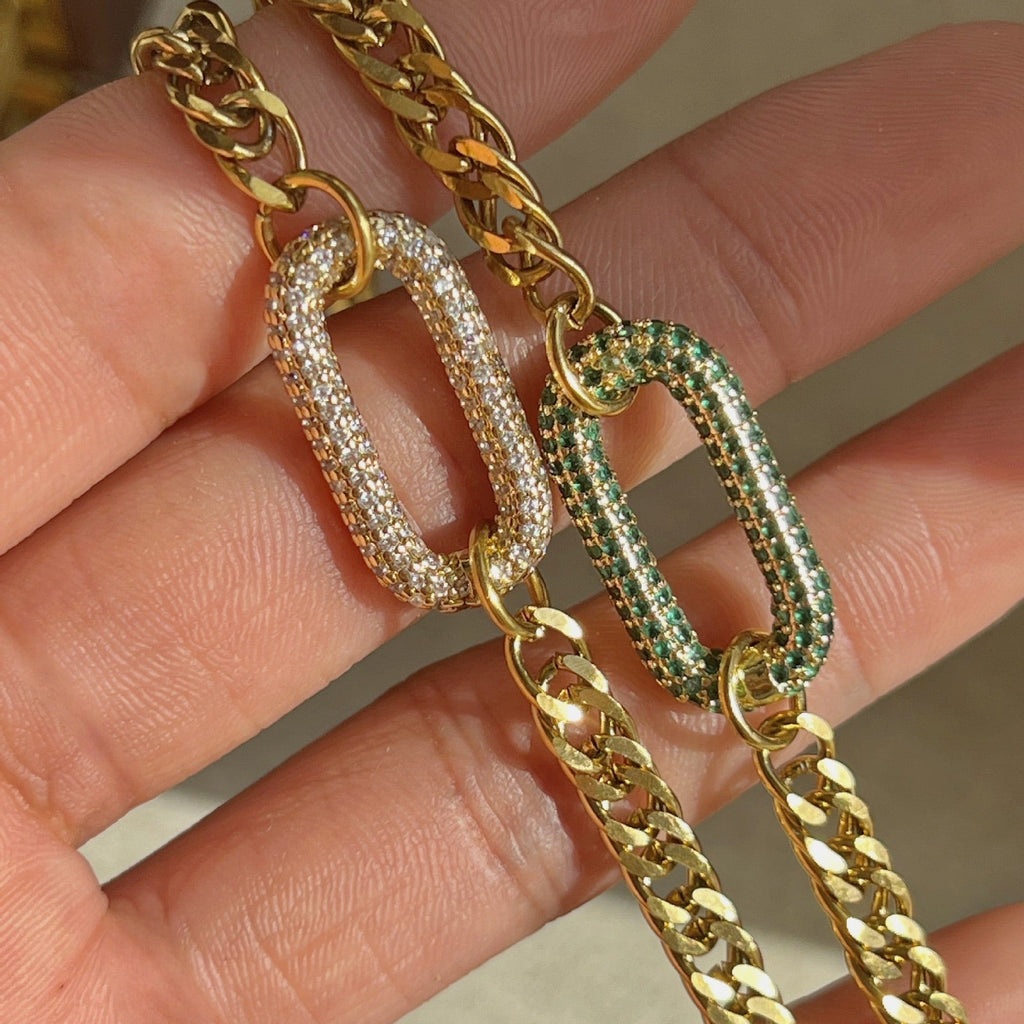 Vergoldetes Panzerarmband, Cuban-Glieder aus Edelstahl, zentrales Glied mit Zirkonia besetzt, verstellbar, Modell Cindelle