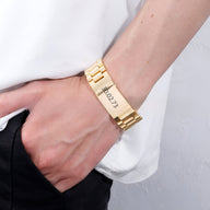 Bracelet gourmette en acier inoxydable doré à maille épaisse avec plaque personnalisée gravée 30273.