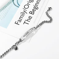 Bracelet gourmette argenté en acier inoxydable avec pendentif cœur et plaque gravée "BELIEVE".