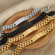 Lot de bracelets gourmette en titane plaqué or, argent et noir, style montre, maillons larges.