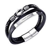 Bracelet multi-rangs en cuir noir avec motif tressé, fermoir en acier inoxydable gravé "I need you".