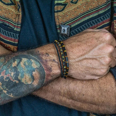 Herrenarmband aus Tigerauge und schwarzem Onyx, mehrreihiges Set mit natürlichen Perlen, verstellbares geflochtenes Band, Modell Bully